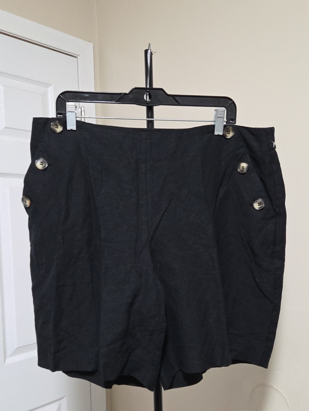 Laura Black High-Rise Button-Accent Chino Shorts